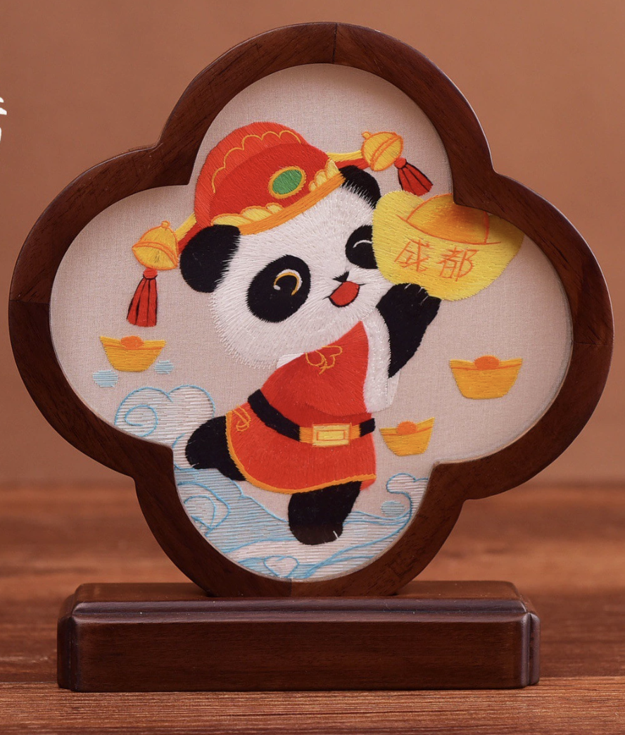 Double - sided Embroidered Four - leaf Clover Ornament